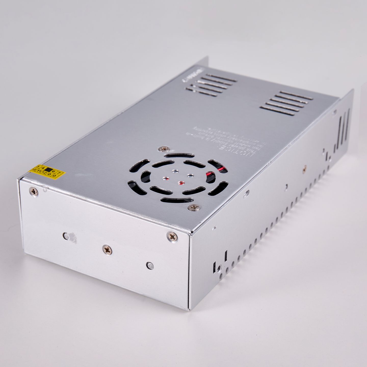 b_DL-02-0396.jpg