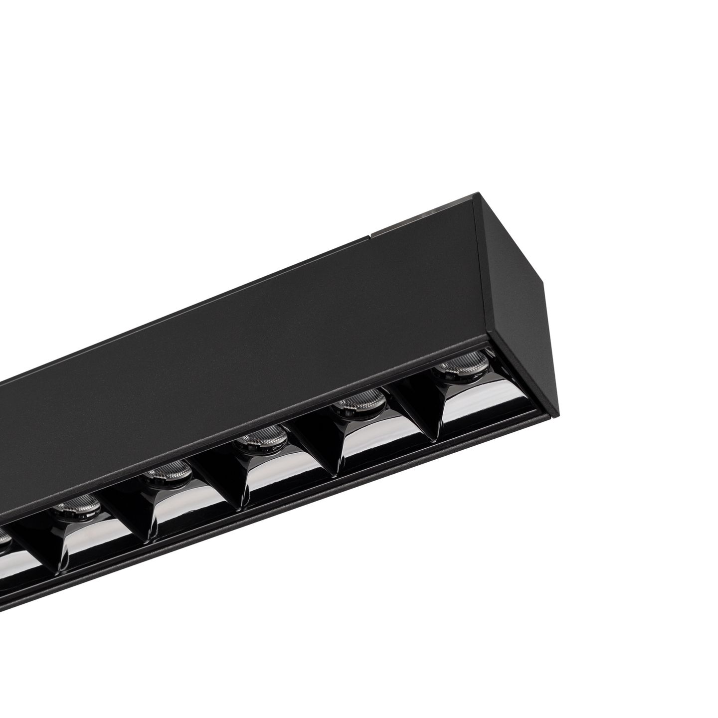 b_DL-12600-0368.jpg